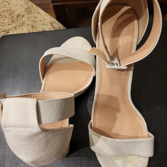 Mix No.6 Dress Sandles - Picture 7 of 7